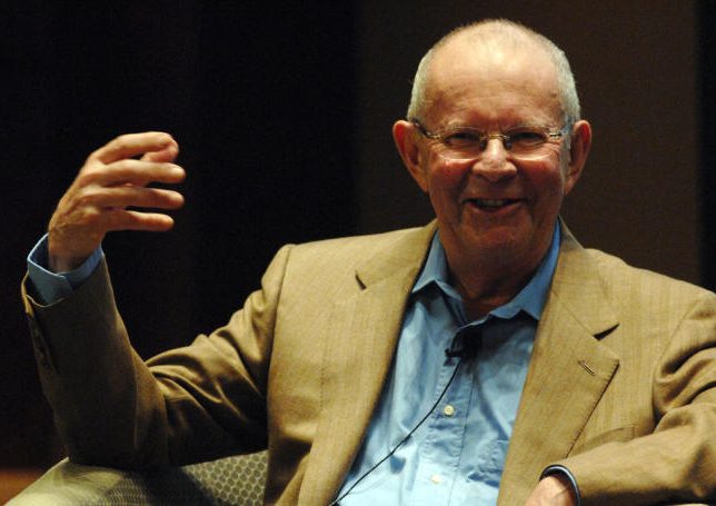 Wilbur Smith - Festival international de littérature de Dubaï, aux Emirats arabes unis - 27 février 2009. HAIDER SHAH / AFP